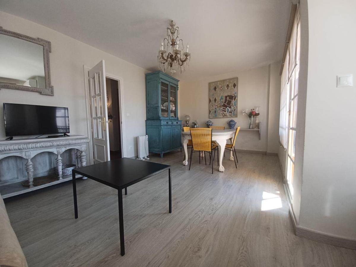 Sun And Chic Malaga Apartment Exterior photo